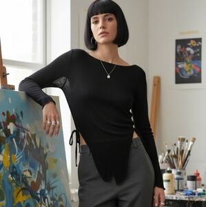 Sarah Pacini linen blend asymmetric hem top size S/M